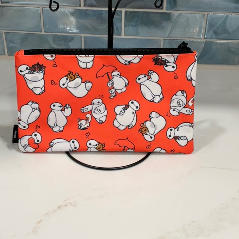 Disney Loungefly Wall-E Baymax Cosmetic Bag NEW WITH TAGS! - Picture 3 of 3
